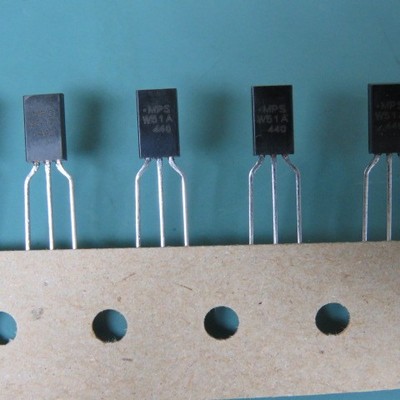 ONSEMI  MPSW51ARLRA Qty of 300 per Lot ONSEMI  MPSW51ARLRA