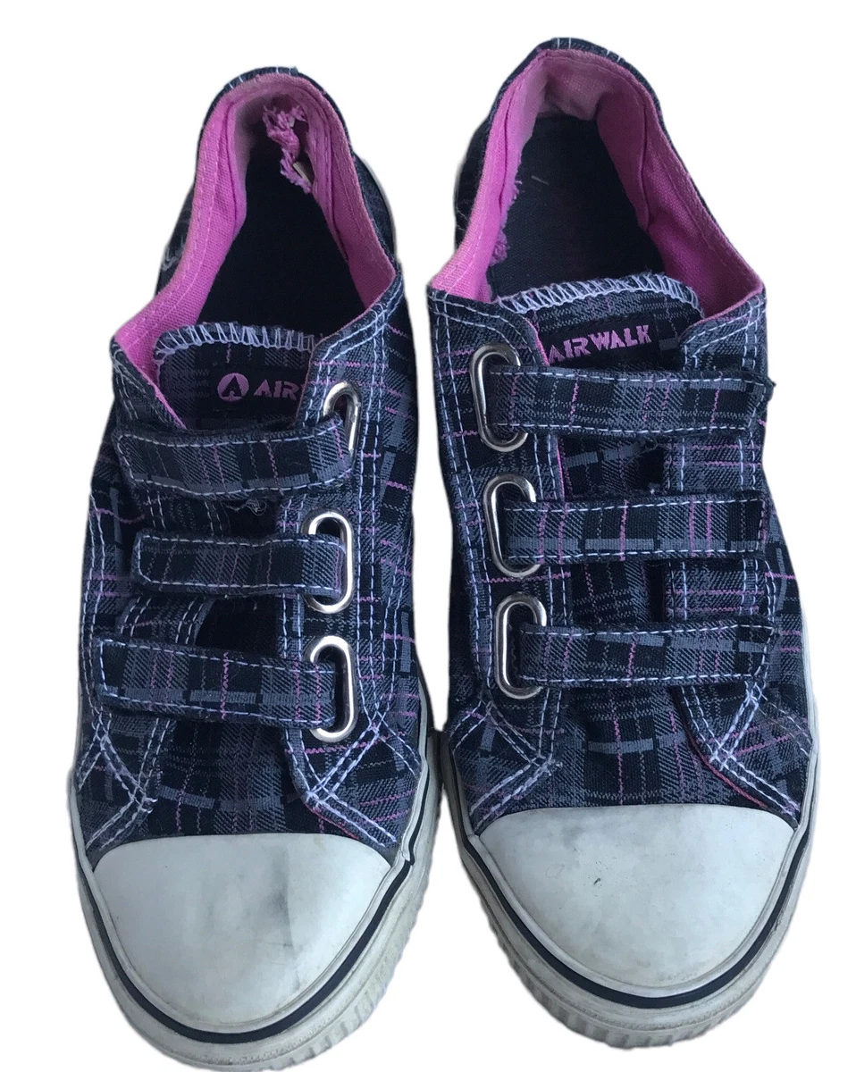 Airwalk hotsell nike shoes