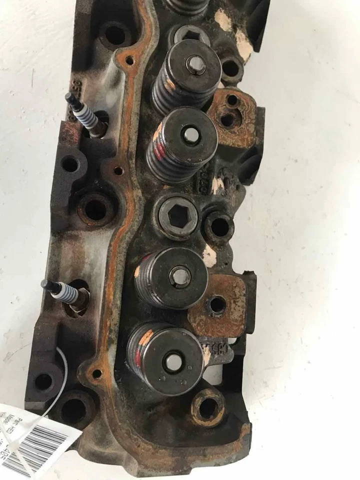 Culata de motor Ford Explorer 1995-1997 95TM6090AD 4,0 L 332 k millas Foto 2 de 4