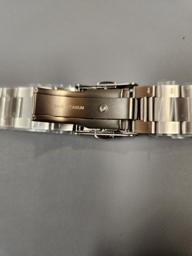 New Casio Oceanus OCW-T2600 Replacement Titanium Watch Bracelet 21mm - Picture 7 of 8