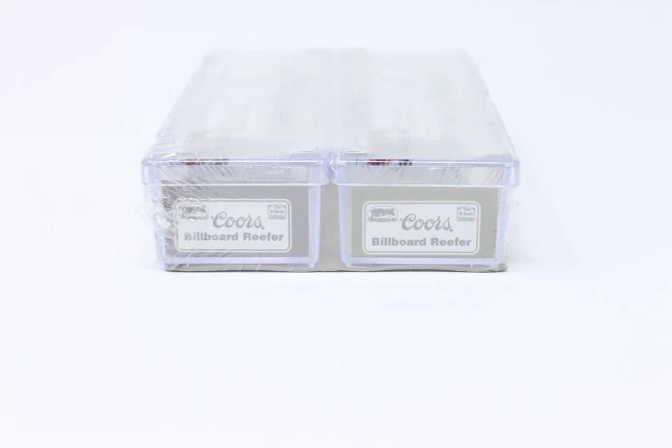 Atlas N Scale 40' Billboard Reefer Cars Collector Set of 2 Coors Golden Beer - Image 3 of 4