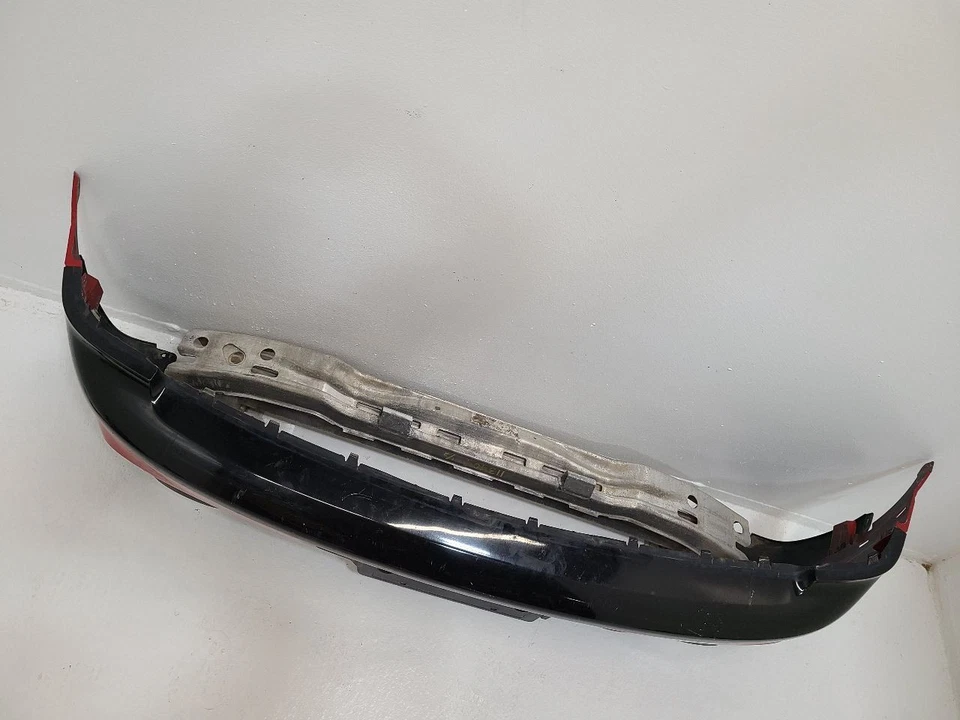 11-14 MINI COOPER CLUBMAN Rear Bumper S Model Without Park Assist Red Foto 2 de 4