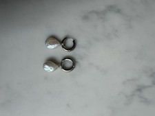 Astrid & Miyu Sterling Silver pearl HOOPS 