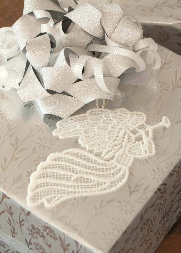 Juego de 2 adornos de macramé - Heralding Angel de Heritage Lace - Navidad Foto 2 de 3