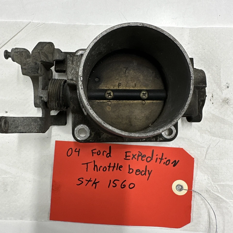 2004 FORD EXPEDITION THROTTLE BODY. PART NUMBER YL3U-AB  PRE-OWNED - Image 3 of 4