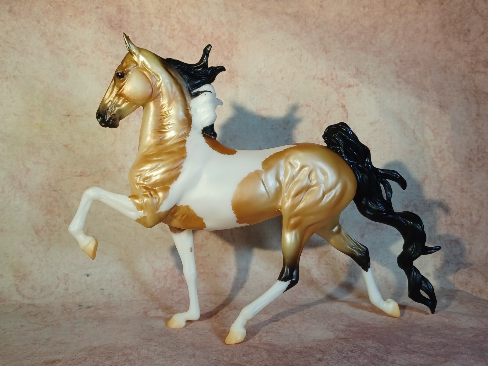 BreyerFest 2023 Stagecoach Surprise Hamilton Buckskin Tobiano