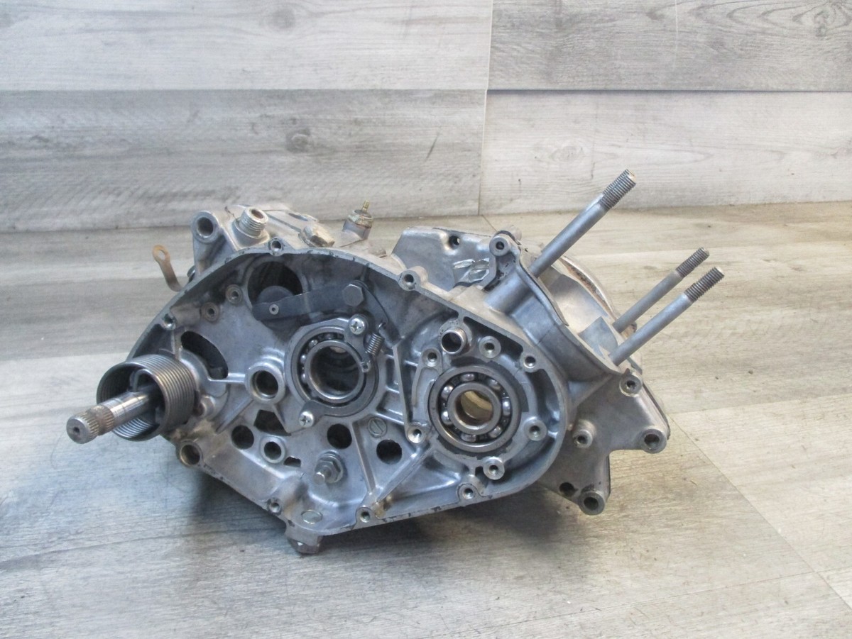 1973 73 Suzuki TS185 TS 185 Motorcycle Engine Crankcase