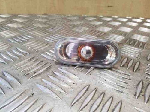 VW UP 121, 122, BL1, BL2 Kotflügelblinker vorne rechts 7E0949117 1.00 26086002