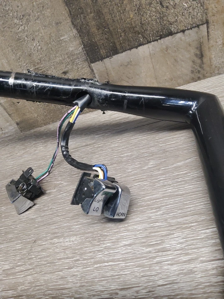 1987 年 87 哈雷戴维森 Tour Glide FLTC 车把控制开关 DL-687 — 第 4/4 张图片