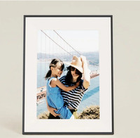 Aura Aspen Digital Photo Album Frame HD 12.7 x 1.1 x 10.1 AF215-MBLK Frame
