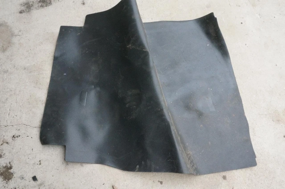 Alfombra revestimiento de piso maletero OEM BMW E60 04-10 525I 528I 535I 550I XDRIVE Foto 4 de 4