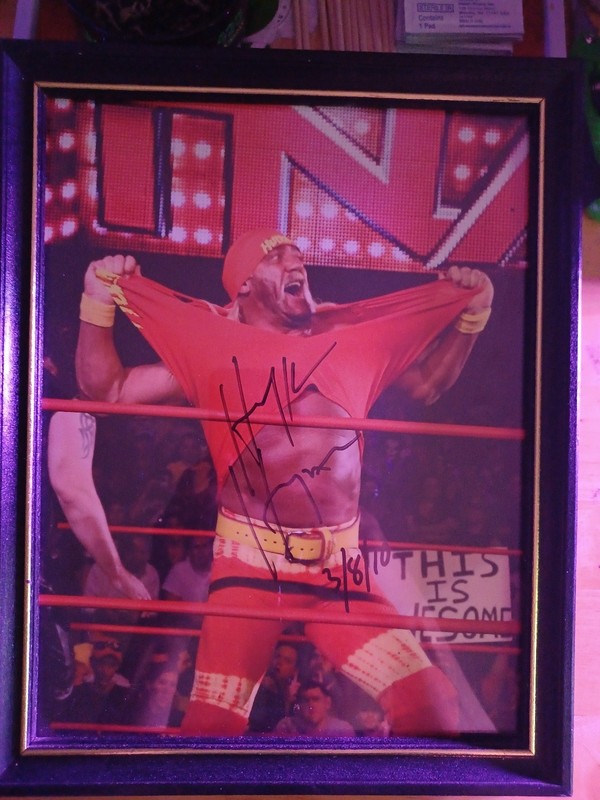 HULK HOGAN Autographed Photo  TNA Certificate
