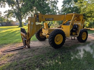 Pettibone 8042 Telehandler - Runs & Operates - Video - READ