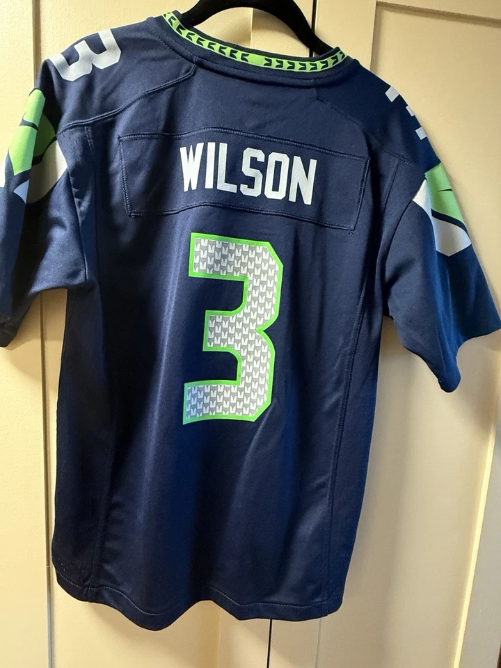 Camiseta Russell Wilson — Seattle Seahawks Super Bowl XLIX — Tamanho Juvenil Grande - Imagem 2 de 4