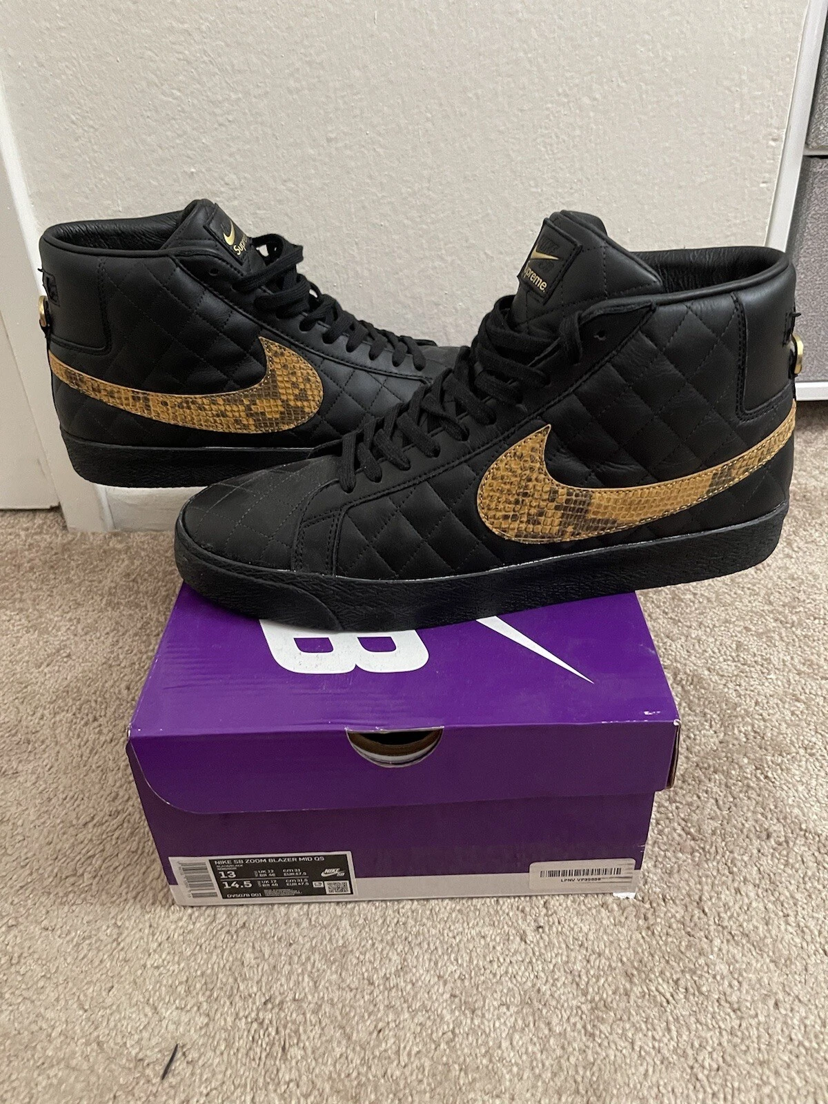 Taille 13   Nike Zoom Blazer Mid QS SB x Supreme peau de serpent noire 2022 neuf