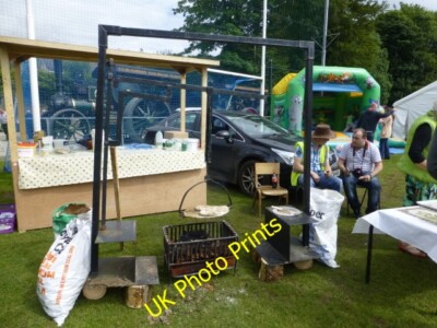 Foto 6x4 Brot kochen, Plumbbridge Plumb Bridge macht es auf die alte Weise [[[ c2015
