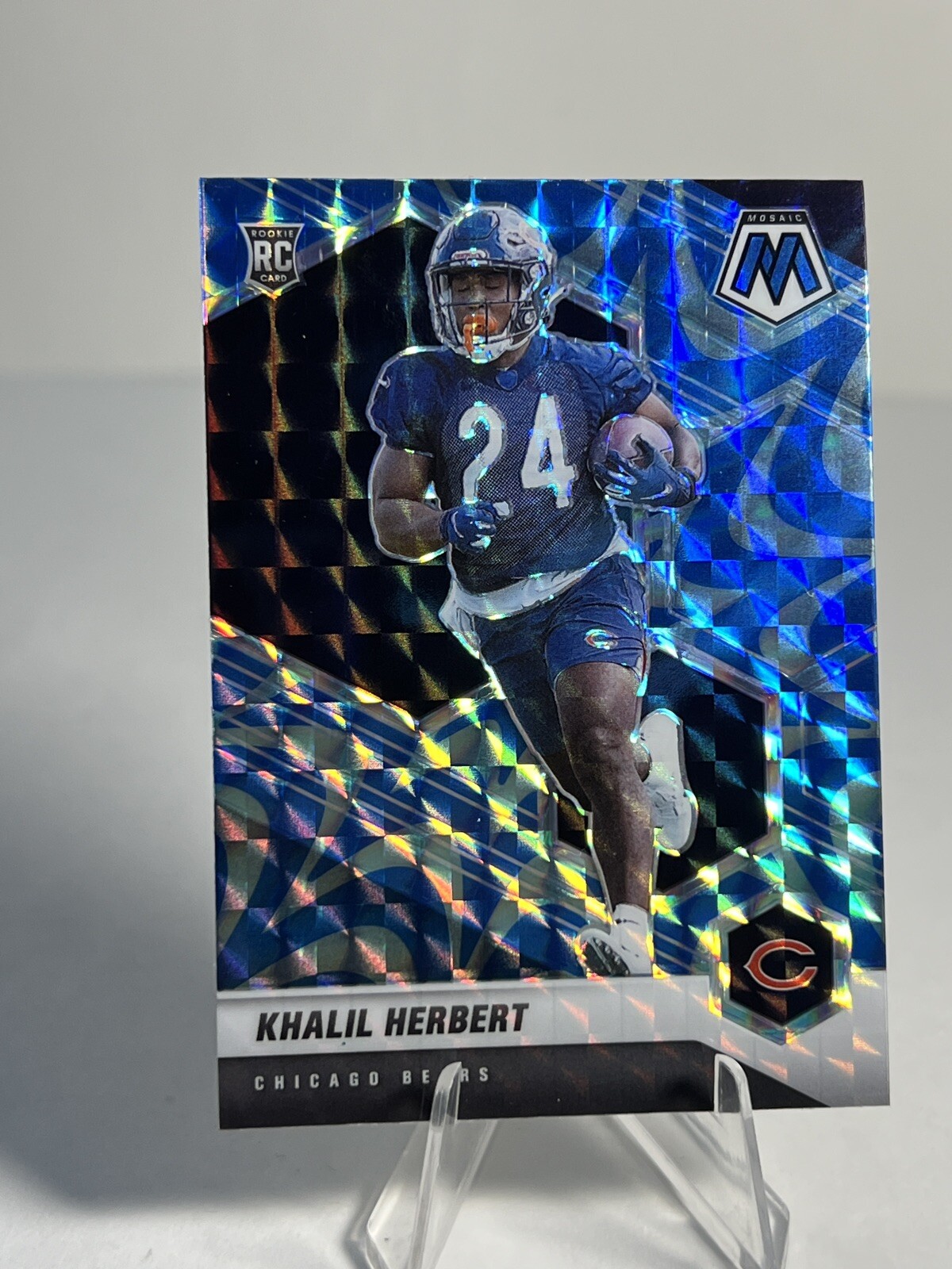 2021 Panini Mosaic - Rookies Mosaic Reactive Blue Prizm #380 Khalil Herbert (RC)