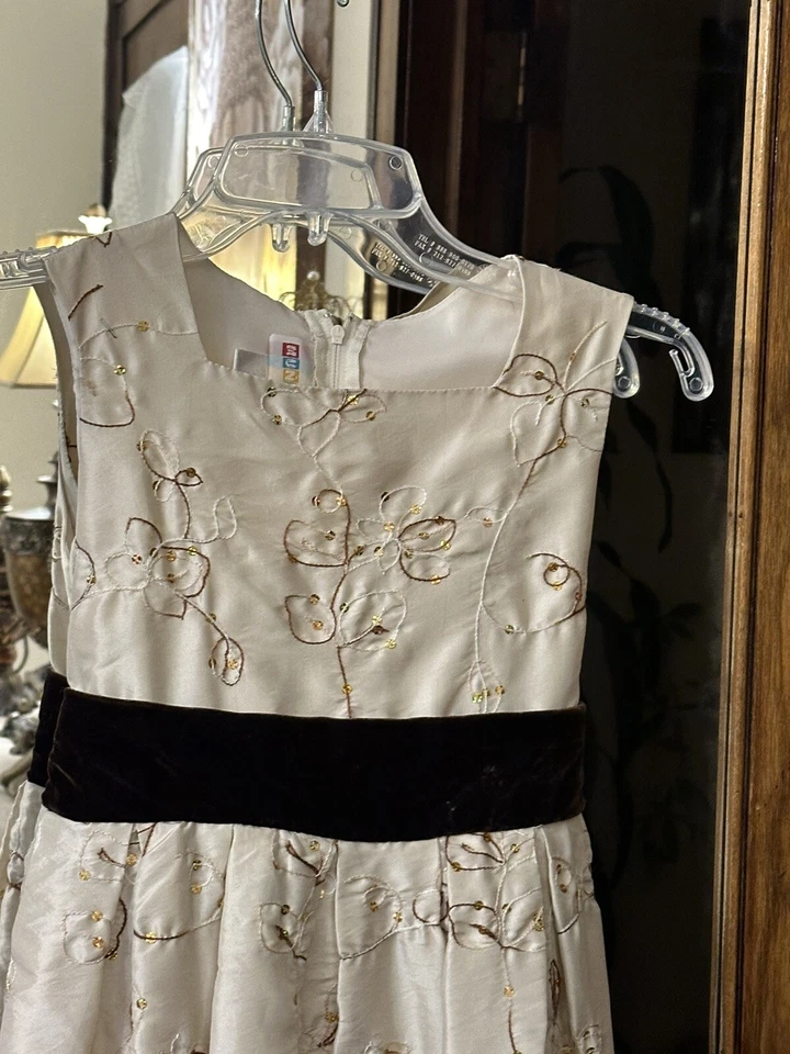MUNECA Girls Sz 10 Cream Taffeta Sequin Brown Velvet Party Birthday Formal Dress - Image 2 of 4