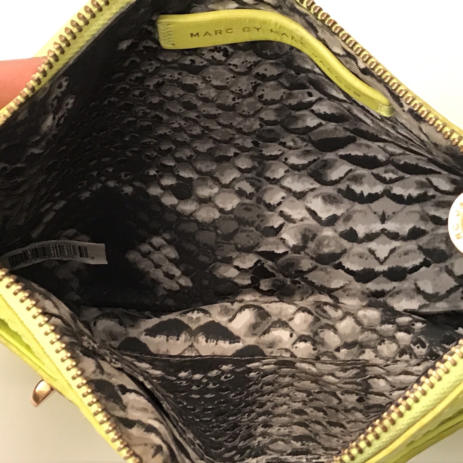 MARC JACOBS Auth Percy Python Crossbody Convertib… - image 7