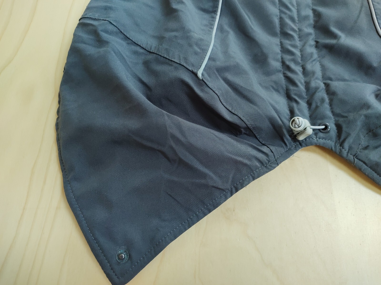 Hurtta Extreme Warmer Insulated Dog Parka 16inch/40 cm Granite (Grey