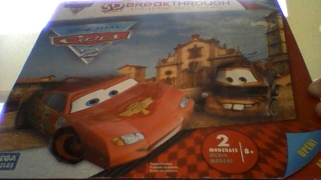 DISNEY PIXAR CARS 2  3D BREAK THROUGH ( PUZZLE THAT REALLY POP OUT ! ) 18"X24" - Image 4 of 4
