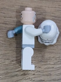 Lego Jek-14 75051 with Stormtrooper Helmet Yoda Chronicles Star Wars Minifigure