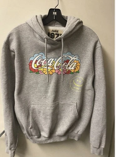 Coca Cola Perfect Harmony Vintage Collection 1971 Gray Hoodie Size Med, graphics