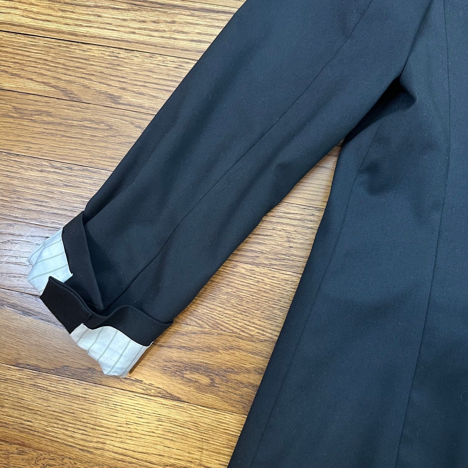 Hinge Black Two Button Blazer SIZE MEDIUM - image 6