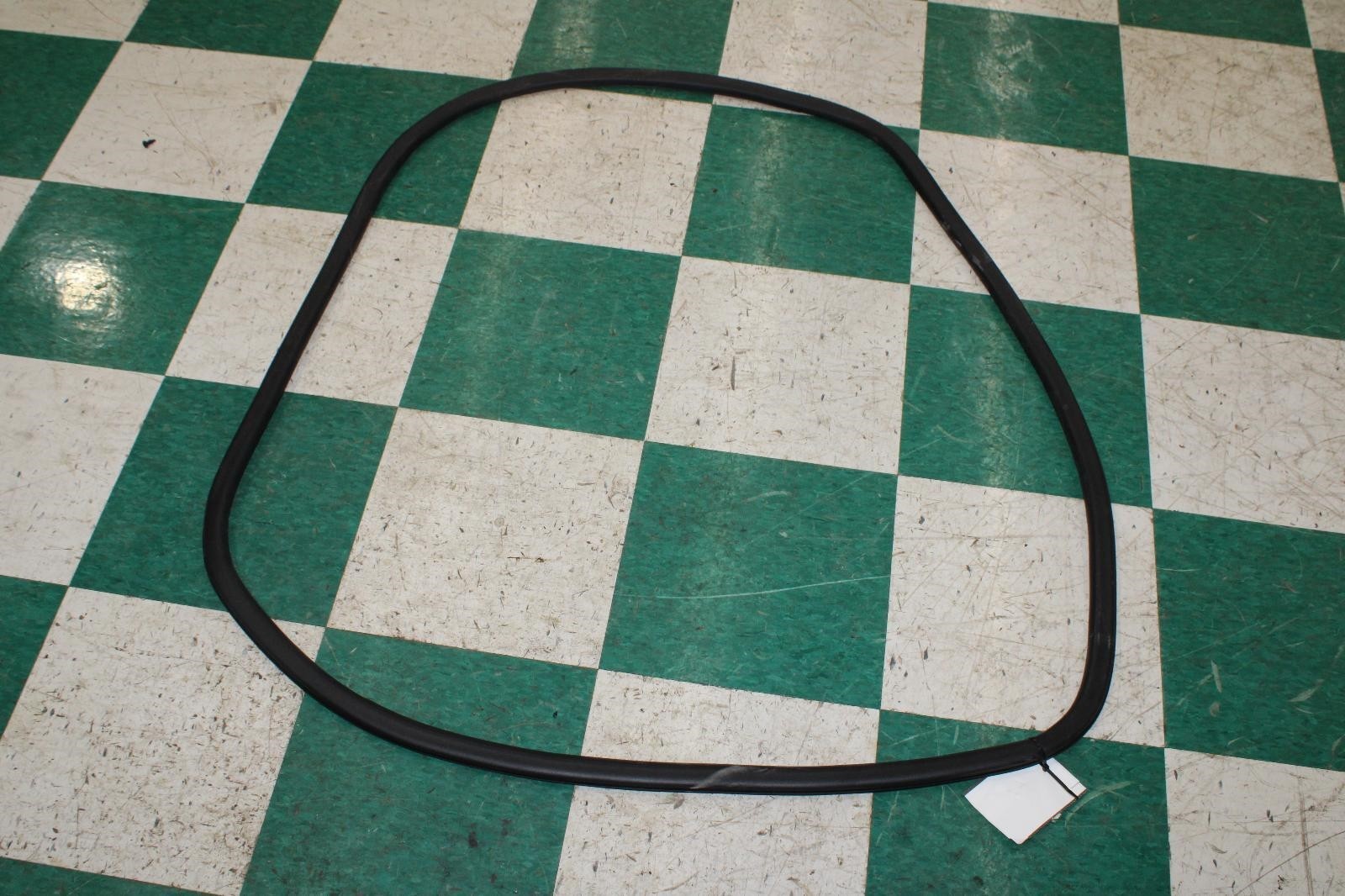 13-18 Flying Spur Black Rear Driver Side Left LH LR Door Seal Weather Stripping