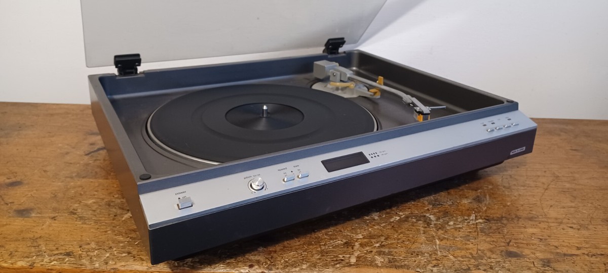 ST22［シャープ製］レコードプレーヤー オプトニカRP-1000