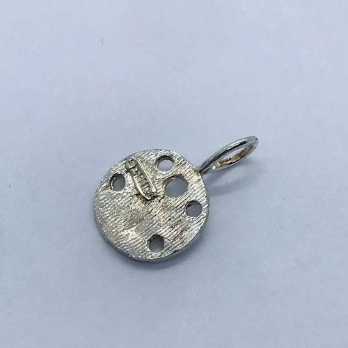 0.6g 925 STERLING SILVER MINI SAND DOLLAR MARKED PENDANT FINE JEWELRY - Picture 2 of 3