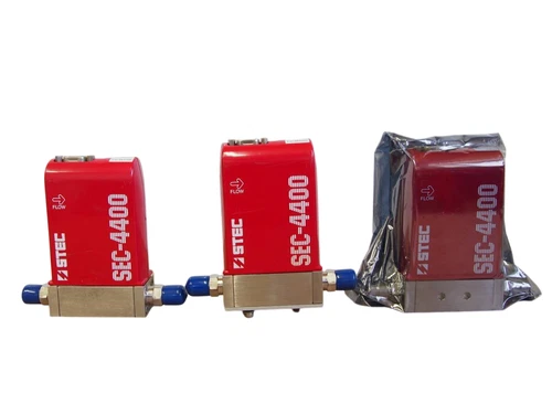 HORIBA STEC SEC-4400M 4400MC-UC Mass Flow Controllers (3) Junk/For Parts