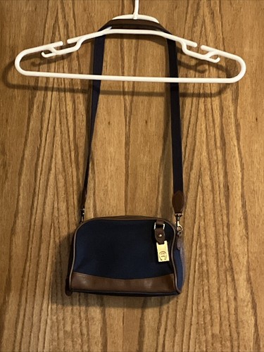 Vintage Etienne Aigner Navy Blue Canvas With Attached Mirror And Key Chain - Picture 14 of 14