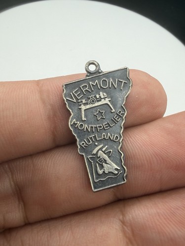 Vintage Sterling Silver Vermont State Charm Pendant