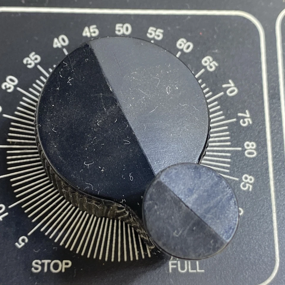 MRC Tech II Loco-Motion 2500 DC Hobby Transformer Train Controller HO Scale - Image 3 of 4