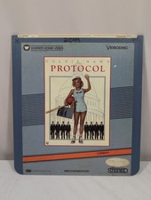 Goldie Hawn "Protocol" 1984 Comedy CED Movie VideoDisc