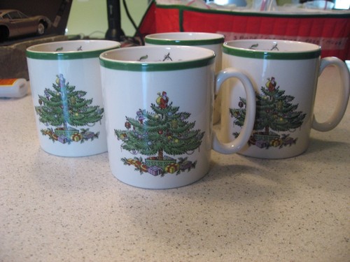 Lot of 4 Spode Christmas Tree Design Coffee Mugs Cups S3324-A2 Made in England - 第 5/8 張圖片
