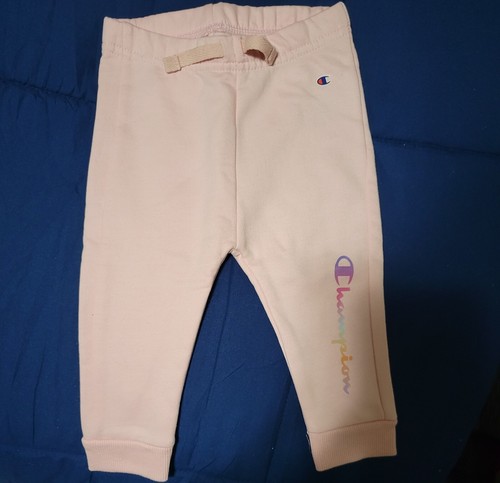 Infant Girls Champion Sweatsuit Size 0-3 months New without tags - Picture 4 of 5