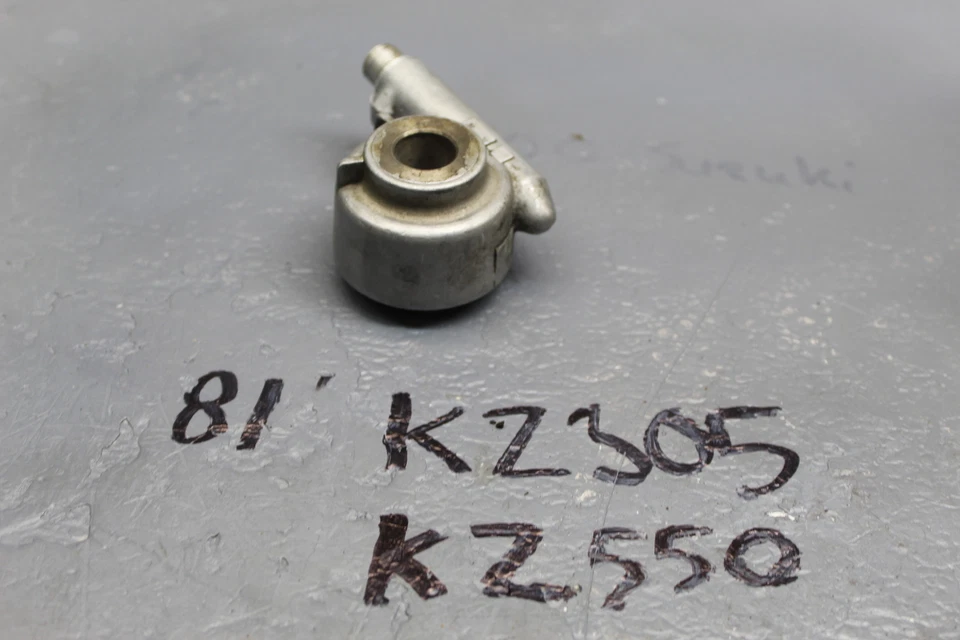 1981 KAWASAKI 305 CSR KZ305A KZ550 SPEEDOMETER DRIVE GEAR  - Image 2 of 4