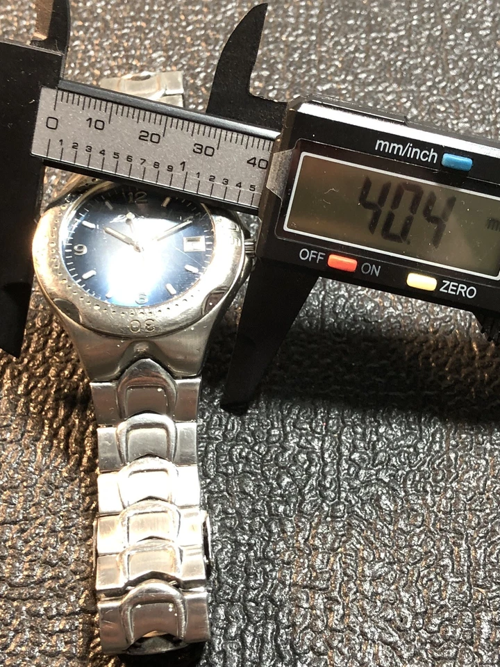 Reloj Hombre Eddie Bauer WR50M De Colección Acero Inoxidable Esfera Azul Fecha Batería Nueva Foto 2 de 4