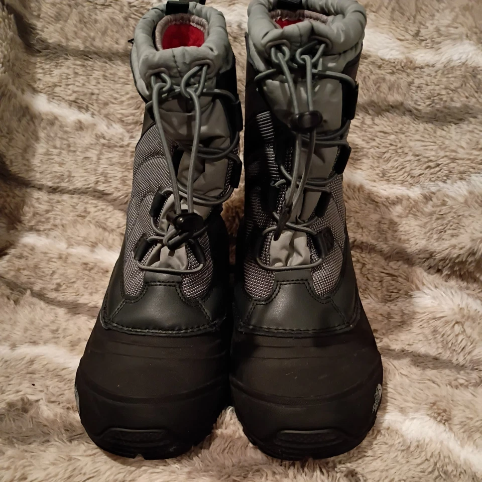 Botas de nieve impermeables The North Face Alpenglow IV talla 6 fieltro térmico aisladas Foto 2 de 4