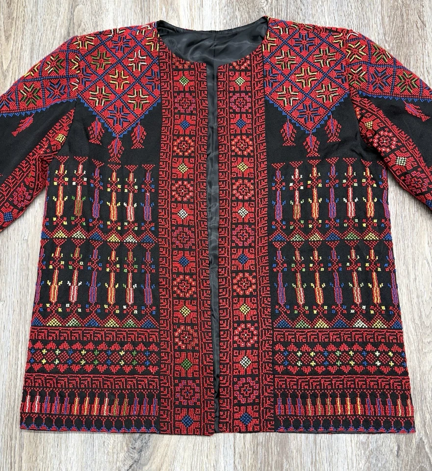 Hermoso Abrigo Chaqueta Palestina Tatreez Tradicional Bordado a Mano De Colección Leer - Imagen 2 de 4