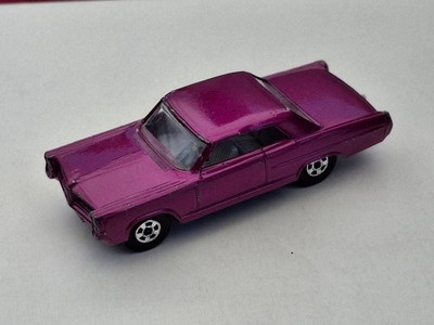Matchbox Superfast: SF-22 Pontiac GP Sports Coupe dunkelviolett