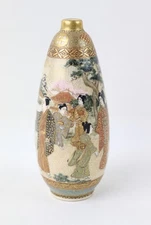 Japanese Meiji signed Hekizan 碧山 Satsuma vase 3.5" tall excellent condition