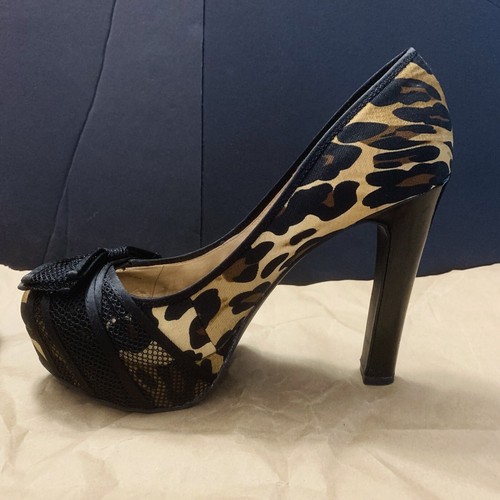 BCBG Paris Phynia Leopard Pump - Picture 3 of 7