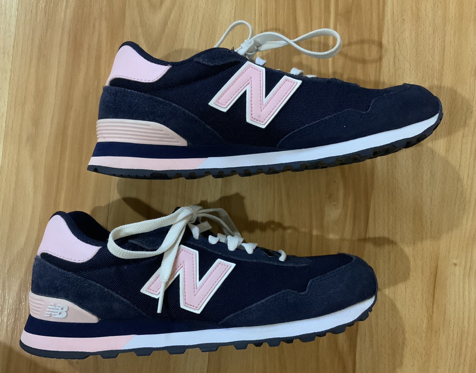 Bejaarden Verminderen Verslaggever Womens New Balance Shoes Size 9 Navy Blue and Pink | eBay