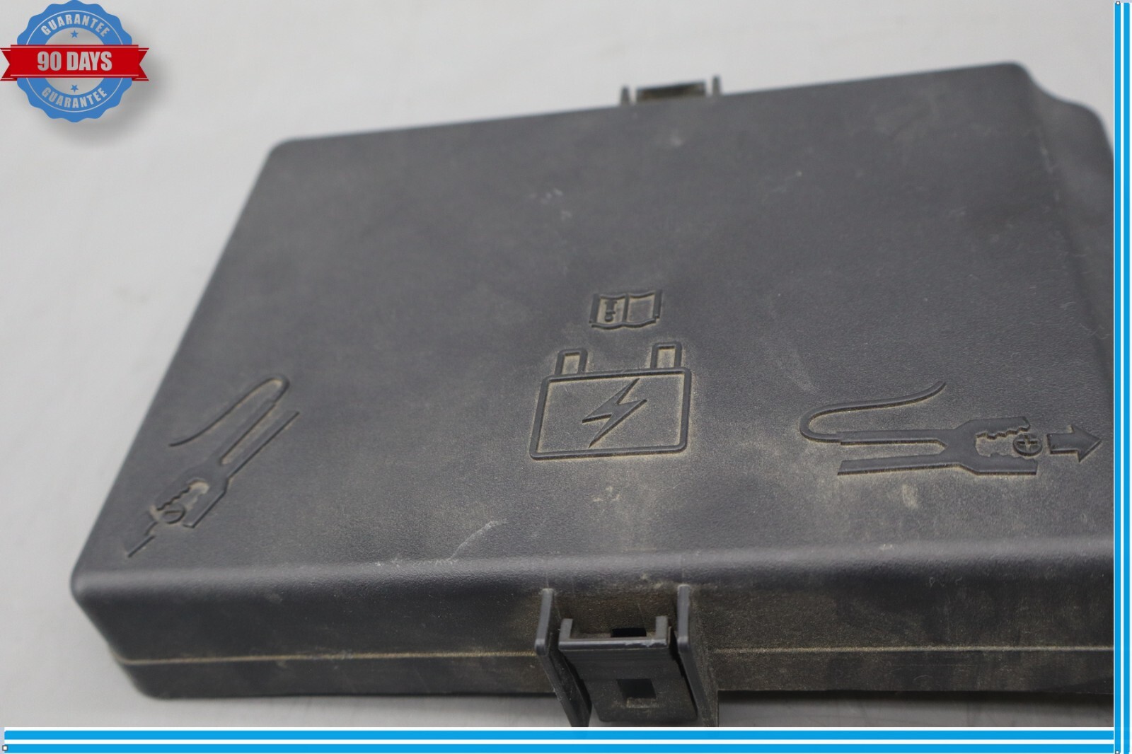 Maserati Ghibli 2014-2017 Front Fuse box cover