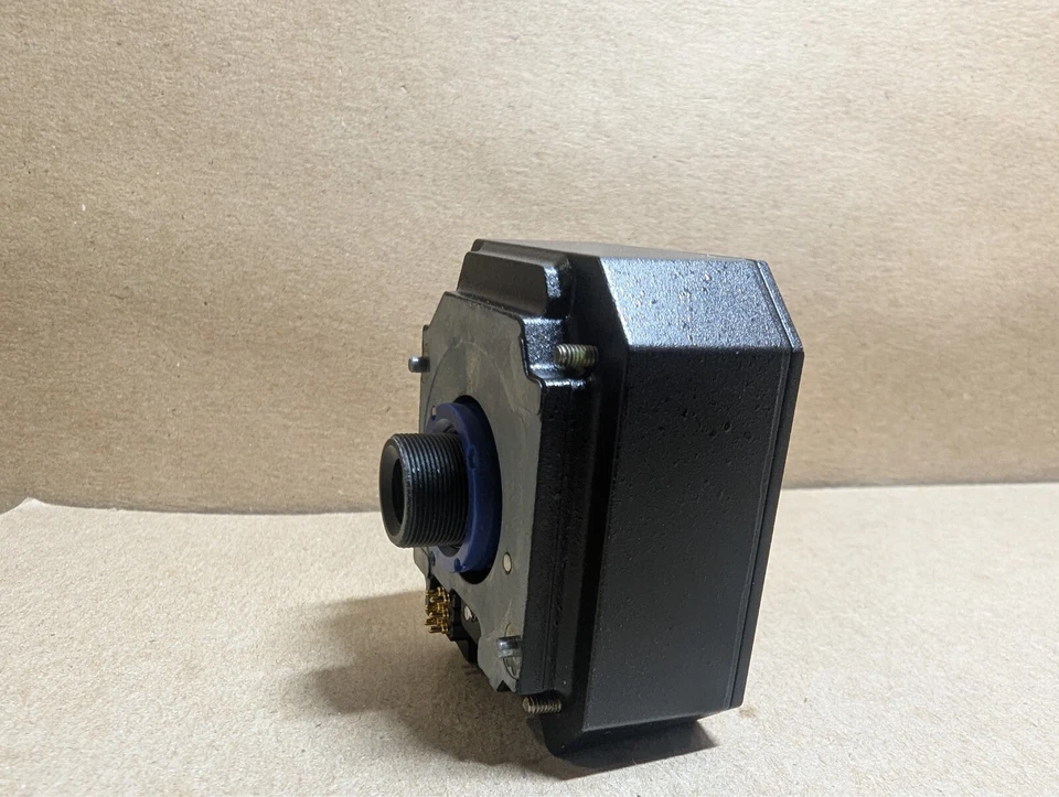 Lente de enfoque automático de visión industrial Cognex ISAF-7000-8 mm tipo 820-10152-1R Rev D Foto 3 de 4