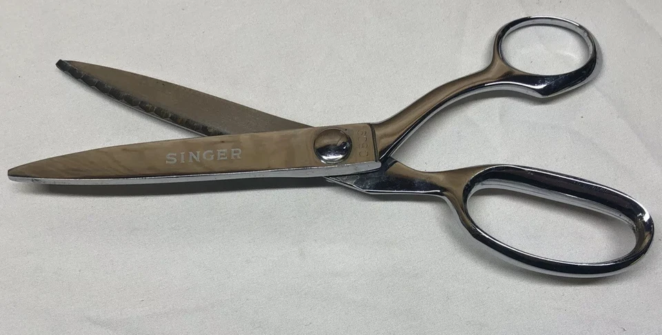 Vintage Singer Pinking Shears Scissors C 809 - Image 4 of 4