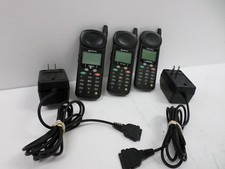 3 x VINTAGE Qualcomm QCP-860 Airtouch Phones 61-5521A-01 w 2 x TXACA031 Chargers